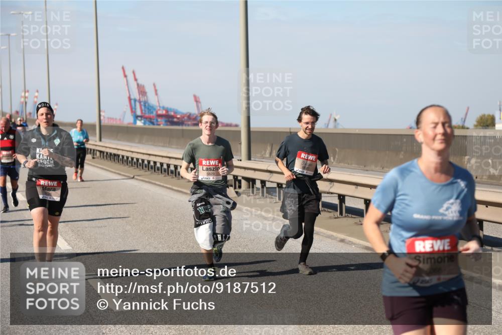 03.10.2025 - Köhlbrandbrückenlauf Yannick Fuchs http://msf.ph/oto/9187512 03.10.2025 12:06:47 Position 3 126, 5829, 6820, 066 meine-sportfotos.de