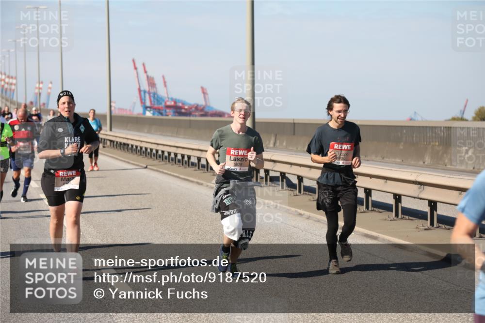 03.10.2025 - Köhlbrandbrückenlauf Yannick Fuchs http://msf.ph/oto/9187520 03.10.2025 12:06:47 Position 3 5829, 6820 meine-sportfotos.de