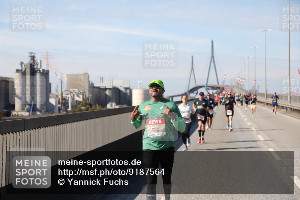 03.10.2025 - Köhlbrandbrückenlauf Yannick Fuchs http://msf.ph/oto/9187564 03.10.2025 11:46:08 Position 3 6739 meine-sportfotos.de