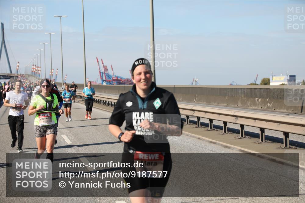 03.10.2025 - Köhlbrandbrückenlauf Yannick Fuchs http://msf.ph/oto/9187577 03.10.2025 12:06:50 Position 3 6223 meine-sportfotos.de