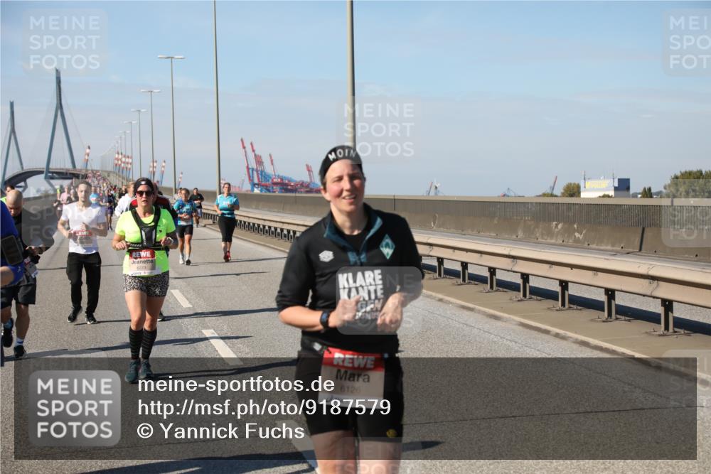 03.10.2025 - Köhlbrandbrückenlauf Yannick Fuchs http://msf.ph/oto/9187579 03.10.2025 12:06:51 Position 3 6223, 6126 meine-sportfotos.de