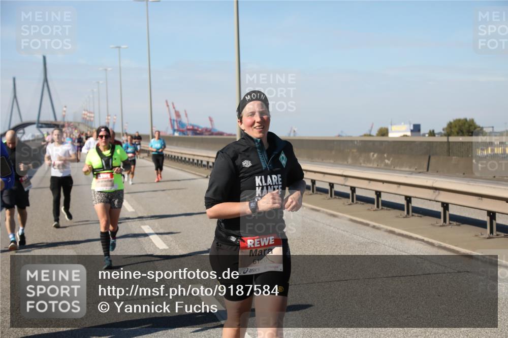 03.10.2025 - Köhlbrandbrückenlauf Yannick Fuchs http://msf.ph/oto/9187584 03.10.2025 12:06:51 Position 3 6126 meine-sportfotos.de