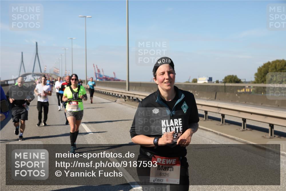 03.10.2025 - Köhlbrandbrückenlauf Yannick Fuchs http://msf.ph/oto/9187593 03.10.2025 12:06:51 Position 3 6126 meine-sportfotos.de