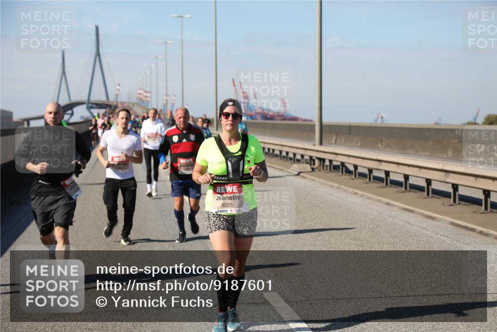 03.10.2025 - Köhlbrandbrückenlauf Yannick Fuchs http://msf.ph/oto/9187601 03.10.2025 12:06:52 Position 3 6223 meine-sportfotos.de