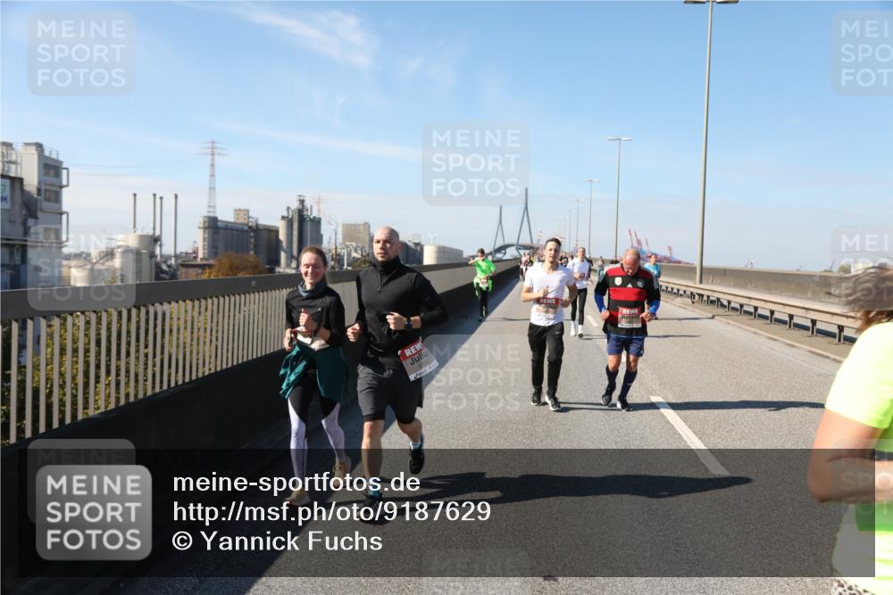 03.10.2025 - Köhlbrandbrückenlauf Yannick Fuchs http://msf.ph/oto/9187629 03.10.2025 12:06:54 Position 3 5330 meine-sportfotos.de