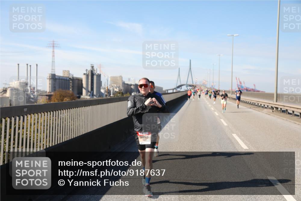 03.10.2025 - Köhlbrandbrückenlauf Yannick Fuchs http://msf.ph/oto/9187637 03.10.2025 11:46:14 Position 3  meine-sportfotos.de