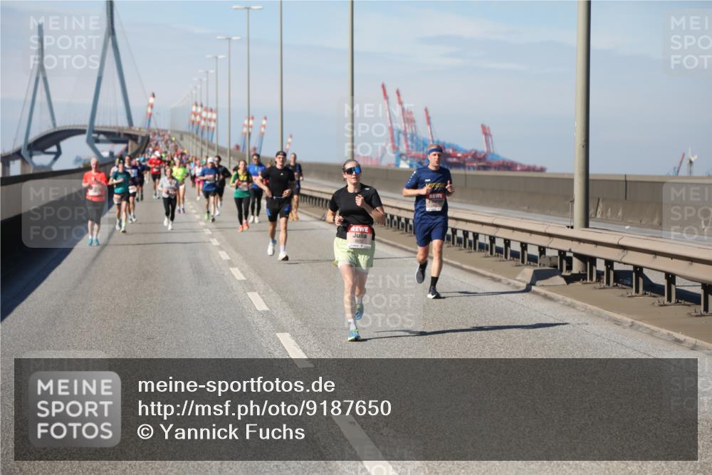03.10.2025 - Köhlbrandbrückenlauf Yannick Fuchs http://msf.ph/oto/9187650 03.10.2025 11:46:16 Position 3 6612 meine-sportfotos.de