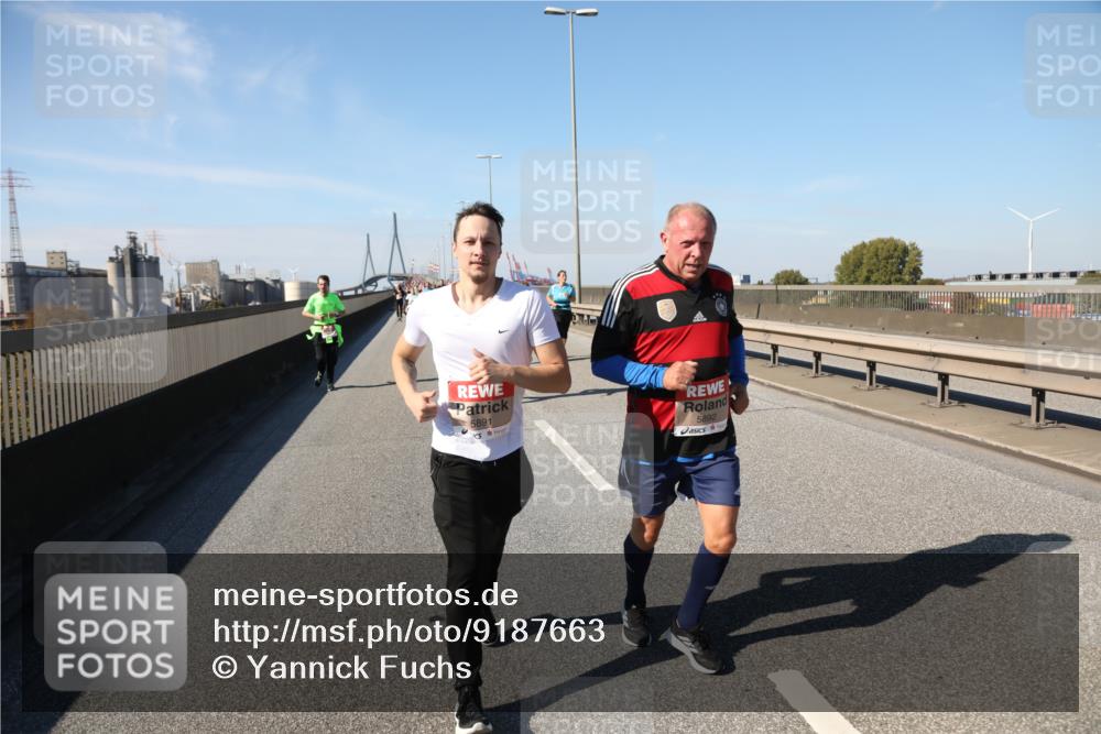 03.10.2025 - Köhlbrandbrückenlauf Yannick Fuchs http://msf.ph/oto/9187663 03.10.2025 12:06:56 Position 3 589, 5892 meine-sportfotos.de