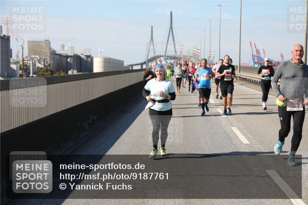 03.10.2025 - Köhlbrandbrückenlauf Yannick Fuchs http://msf.ph/oto/9187761 03.10.2025 12:07:04 Position 3 6375 meine-sportfotos.de