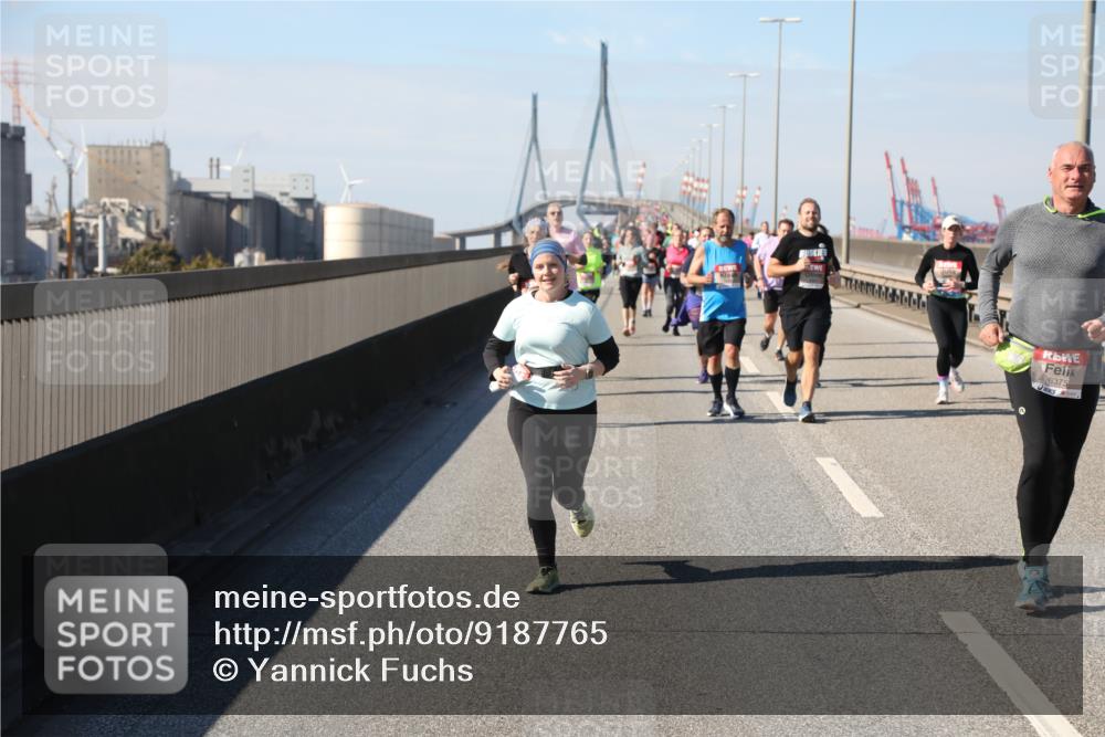 03.10.2025 - Köhlbrandbrückenlauf Yannick Fuchs http://msf.ph/oto/9187765 03.10.2025 12:07:04 Position 3 6375 meine-sportfotos.de