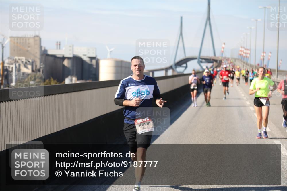 03.10.2025 - Köhlbrandbrückenlauf Yannick Fuchs http://msf.ph/oto/9187777 03.10.2025 11:46:29 Position 3 4279 meine-sportfotos.de