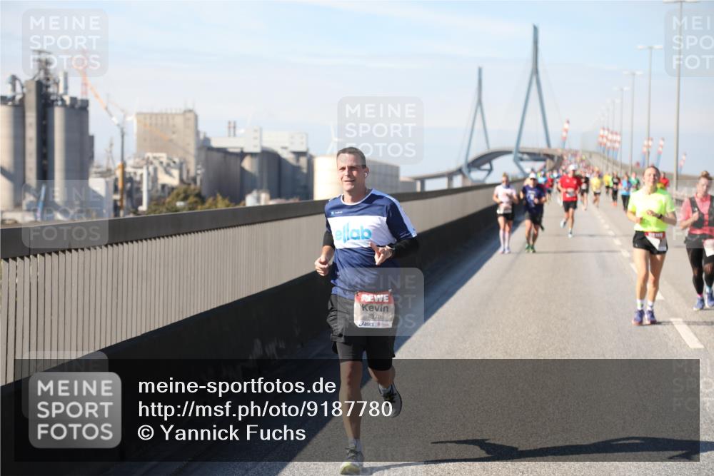 03.10.2025 - Köhlbrandbrückenlauf Yannick Fuchs http://msf.ph/oto/9187780 03.10.2025 11:46:29 Position 3 4279 meine-sportfotos.de