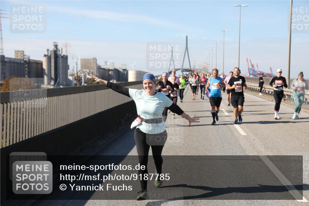 03.10.2025 - Köhlbrandbrückenlauf Yannick Fuchs http://msf.ph/oto/9187785 03.10.2025 12:07:05 Position 3  meine-sportfotos.de