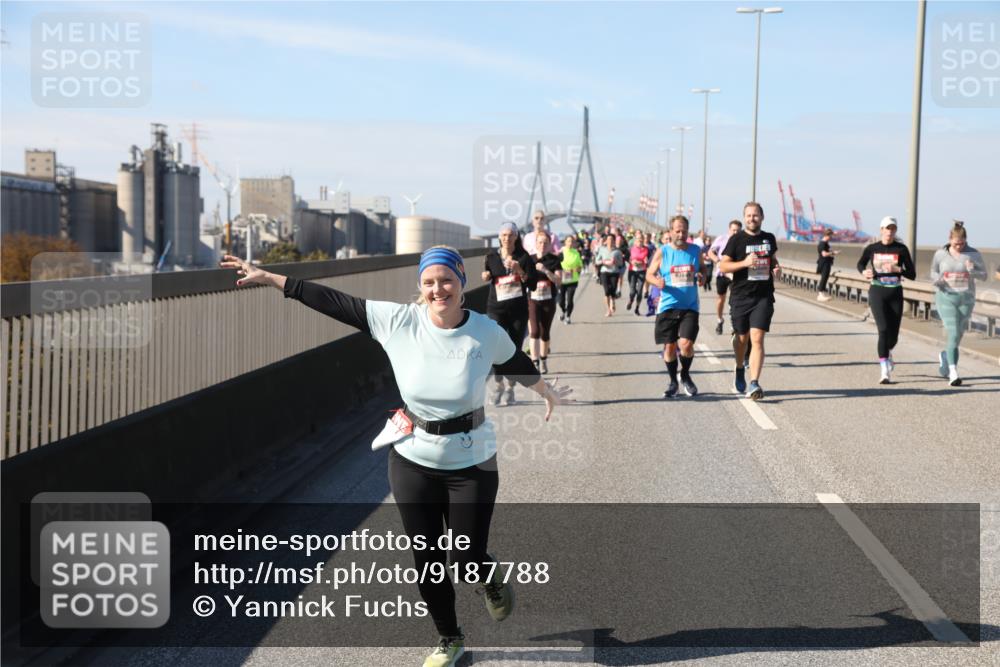 03.10.2025 - Köhlbrandbrückenlauf Yannick Fuchs http://msf.ph/oto/9187788 03.10.2025 12:07:05 Position 3  meine-sportfotos.de