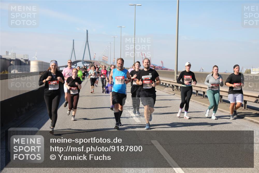 03.10.2025 - Köhlbrandbrückenlauf Yannick Fuchs http://msf.ph/oto/9187800 03.10.2025 12:07:07 Position 3  meine-sportfotos.de
