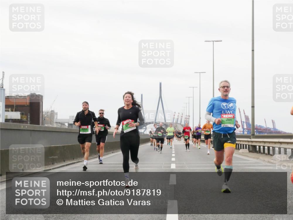 03.10.2025 - Köhlbrandbrückenlauf Matties Gatica Varas http://msf.ph/oto/9187819 03.10.2025 15:51:48 Position 3 7283 meine-sportfotos.de