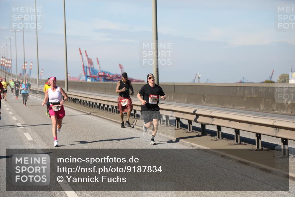 03.10.2025 - Köhlbrandbrückenlauf Yannick Fuchs http://msf.ph/oto/9187834 03.10.2025 11:46:34 Position 3  meine-sportfotos.de