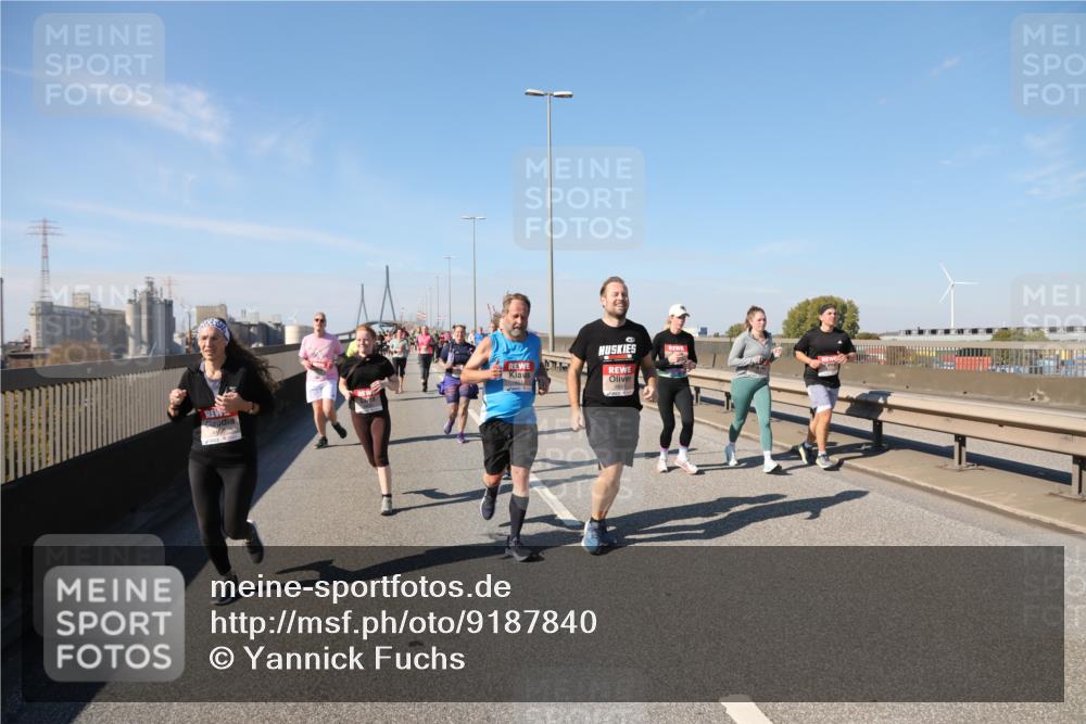 03.10.2025 - Köhlbrandbrückenlauf Yannick Fuchs http://msf.ph/oto/9187840 03.10.2025 12:07:09 Position 3  meine-sportfotos.de