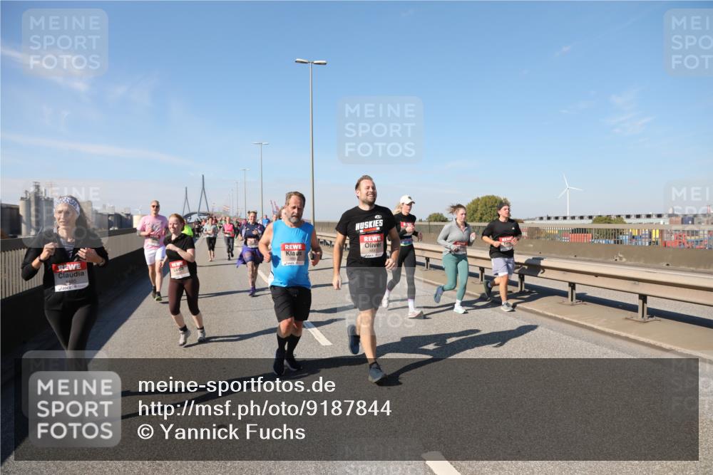 03.10.2025 - Köhlbrandbrückenlauf Yannick Fuchs http://msf.ph/oto/9187844 03.10.2025 12:07:09 Position 3 4485, 0 meine-sportfotos.de