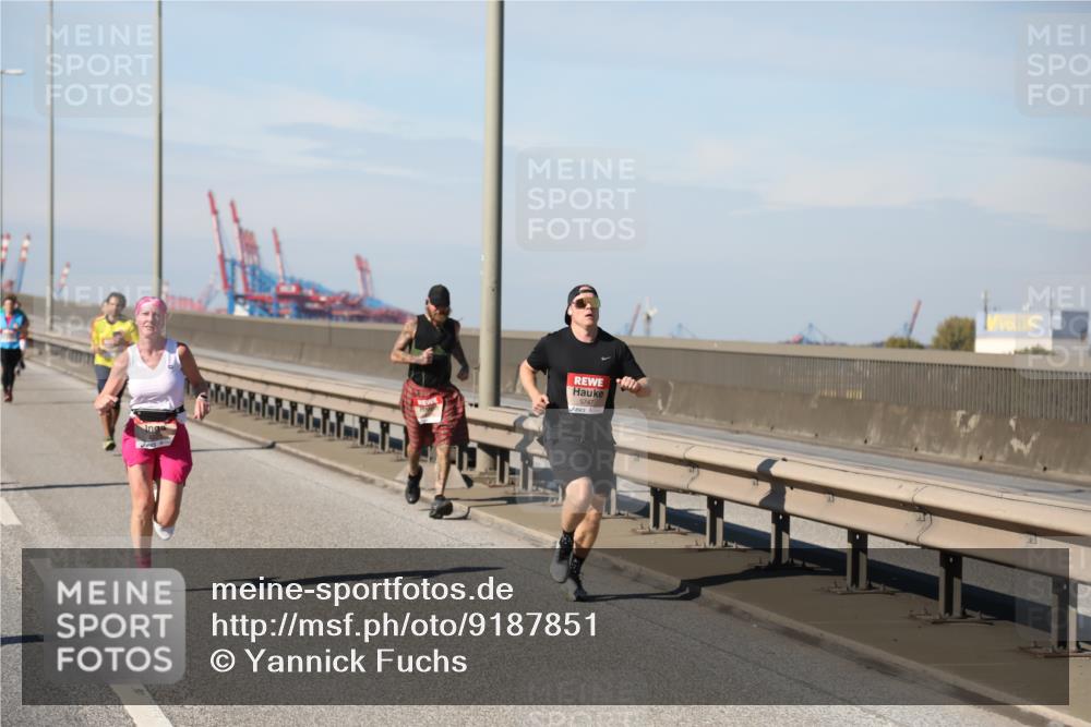 03.10.2025 - Köhlbrandbrückenlauf Yannick Fuchs http://msf.ph/oto/9187851 03.10.2025 11:46:35 Position 3 5747 meine-sportfotos.de