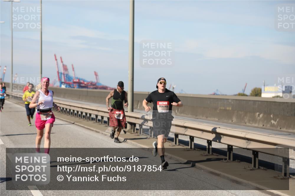 03.10.2025 - Köhlbrandbrückenlauf Yannick Fuchs http://msf.ph/oto/9187854 03.10.2025 11:46:35 Position 3 5747 meine-sportfotos.de