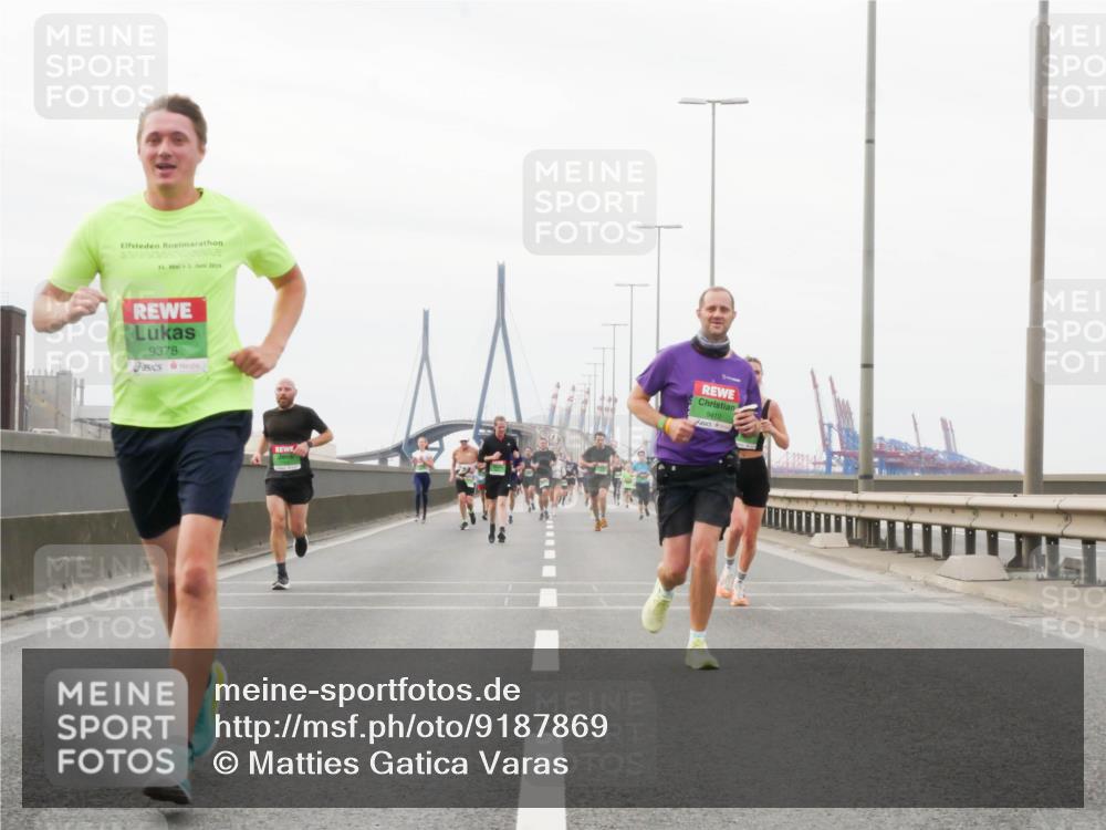 03.10.2025 - Köhlbrandbrückenlauf Matties Gatica Varas http://msf.ph/oto/9187869 03.10.2025 15:51:59 Position 3 31, 1, 2019, 9378, 9410 meine-sportfotos.de