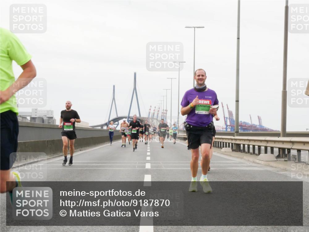 03.10.2025 - Köhlbrandbrückenlauf Matties Gatica Varas http://msf.ph/oto/9187870 03.10.2025 15:52:00 Position 3 9410 meine-sportfotos.de