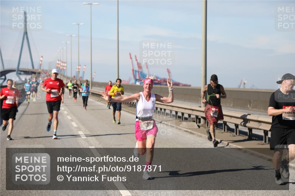 03.10.2025 - Köhlbrandbrückenlauf Yannick Fuchs http://msf.ph/oto/9187871 03.10.2025 11:46:36 Position 3 5747 meine-sportfotos.de