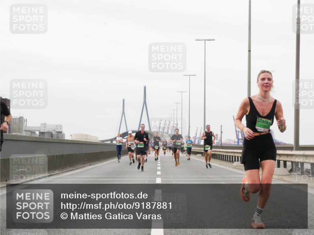 03.10.2025 - Köhlbrandbrückenlauf Matties Gatica Varas http://msf.ph/oto/9187881 03.10.2025 15:52:02 Position 3 7191 meine-sportfotos.de