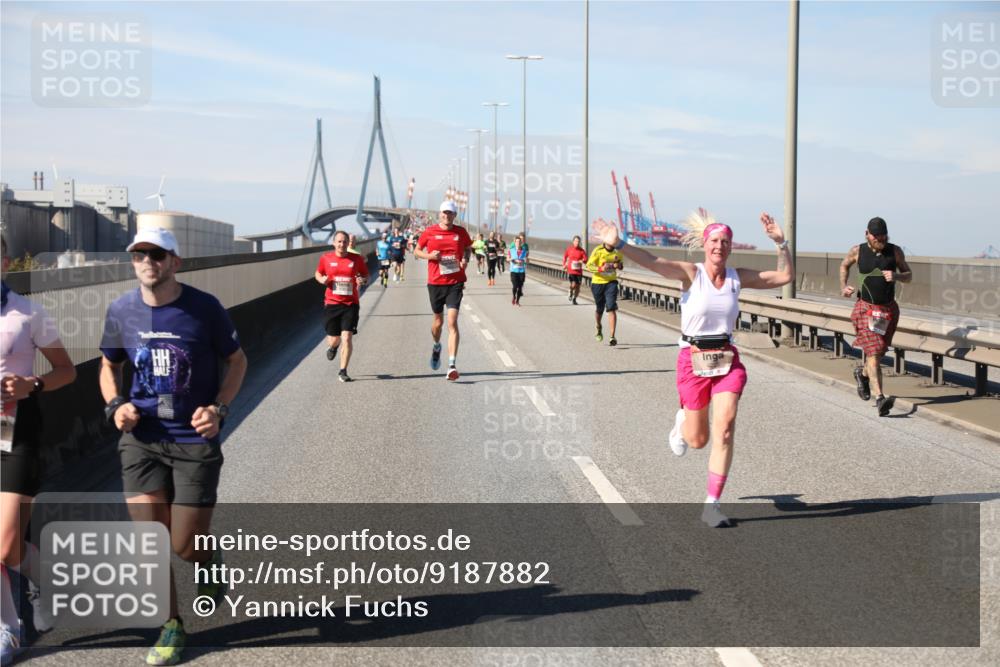 03.10.2025 - Köhlbrandbrückenlauf Yannick Fuchs http://msf.ph/oto/9187882 03.10.2025 11:46:37 Position 3  meine-sportfotos.de