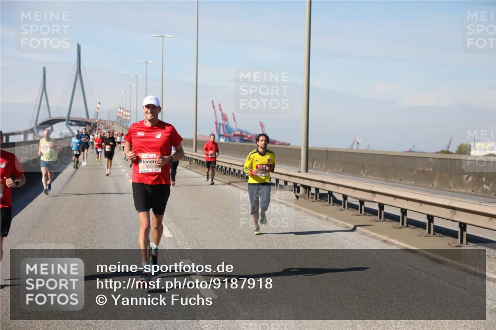 03.10.2025 - Köhlbrandbrückenlauf Yannick Fuchs http://msf.ph/oto/9187918 03.10.2025 11:46:40 Position 3 6655 meine-sportfotos.de
