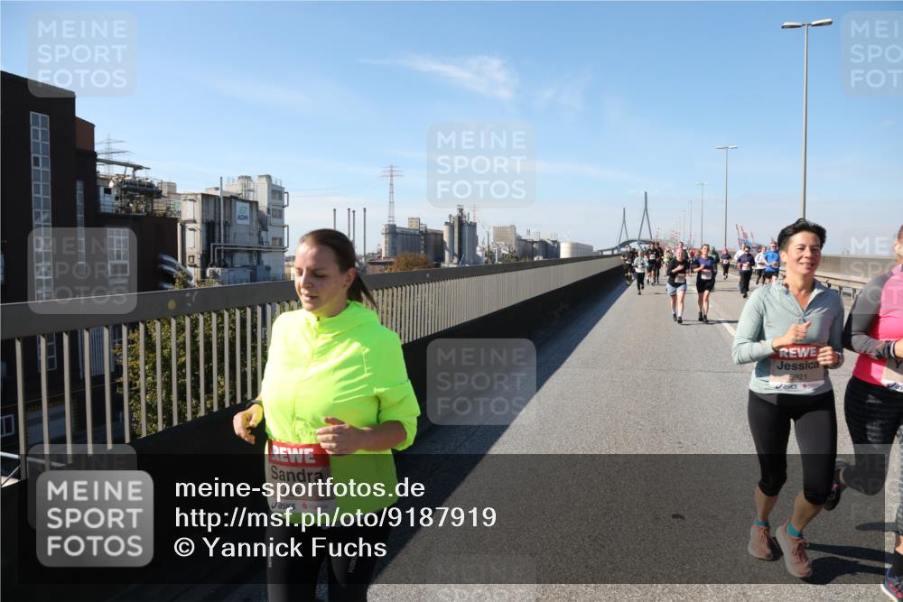 03.10.2025 - Köhlbrandbrückenlauf Yannick Fuchs http://msf.ph/oto/9187919 03.10.2025 12:07:14 Position 3  meine-sportfotos.de