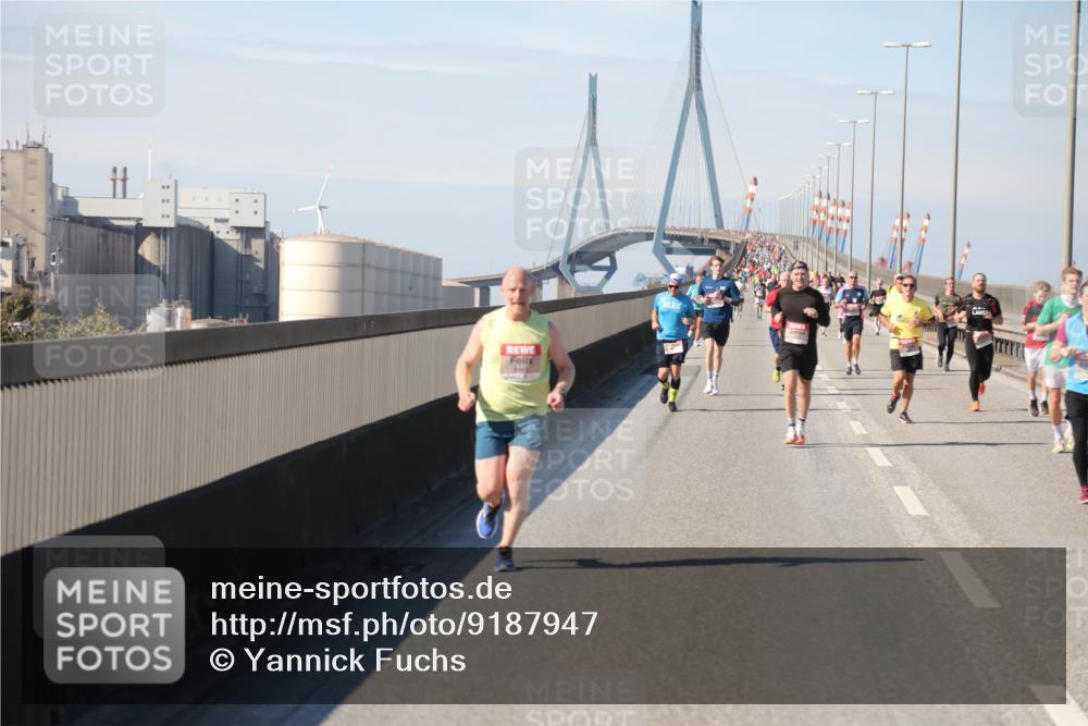 03.10.2025 - Köhlbrandbrückenlauf Yannick Fuchs http://msf.ph/oto/9187947 03.10.2025 11:46:42 Position 3  meine-sportfotos.de