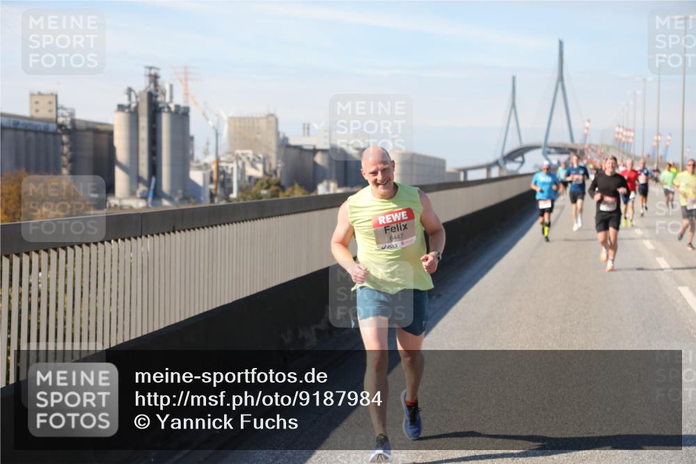 03.10.2025 - Köhlbrandbrückenlauf Yannick Fuchs http://msf.ph/oto/9187984 03.10.2025 11:46:45 Position 3 6447 meine-sportfotos.de
