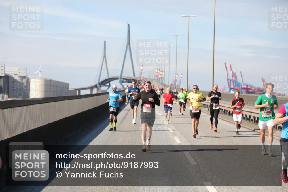03.10.2025 - Köhlbrandbrückenlauf Yannick Fuchs http://msf.ph/oto/9187993 03.10.2025 11:46:46 Position 3  meine-sportfotos.de