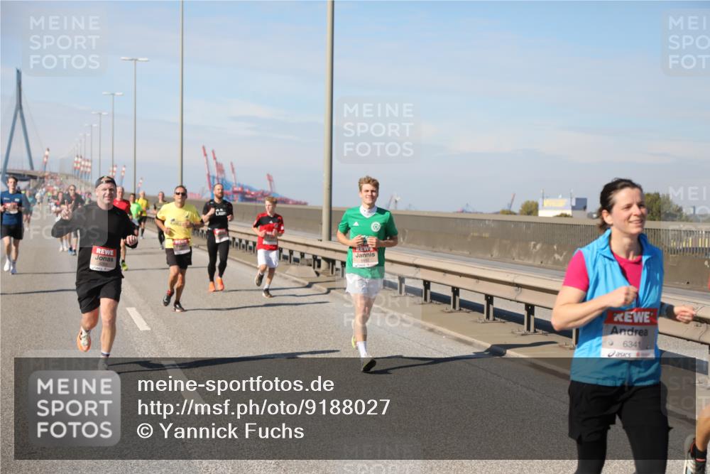 03.10.2025 - Köhlbrandbrückenlauf Yannick Fuchs http://msf.ph/oto/9188027 03.10.2025 11:46:48 Position 3 6341 meine-sportfotos.de