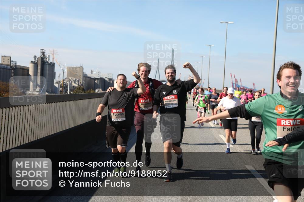 03.10.2025 - Köhlbrandbrückenlauf Yannick Fuchs http://msf.ph/oto/9188052 03.10.2025 12:07:23 Position 3 4733 meine-sportfotos.de