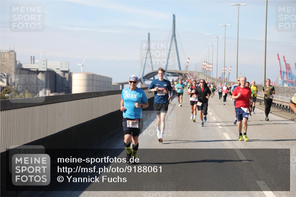 03.10.2025 - Köhlbrandbrückenlauf Yannick Fuchs http://msf.ph/oto/9188061 03.10.2025 11:46:50 Position 3  meine-sportfotos.de