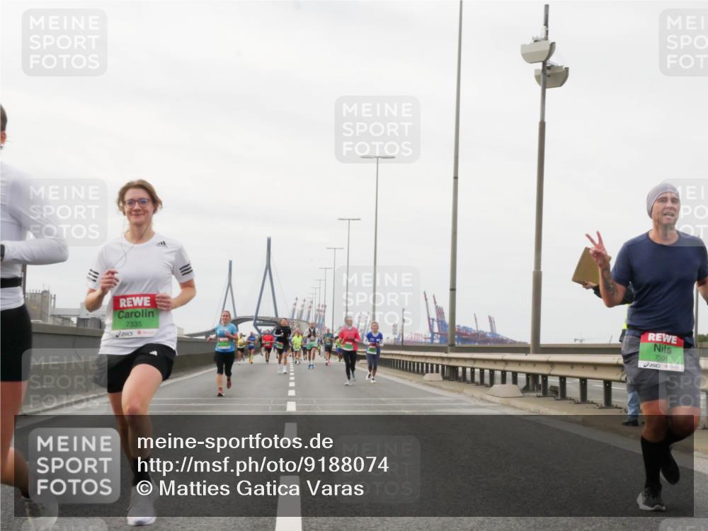 03.10.2025 - Köhlbrandbrückenlauf Matties Gatica Varas http://msf.ph/oto/9188074 03.10.2025 15:52:46 Position 3 7335, 7501 meine-sportfotos.de