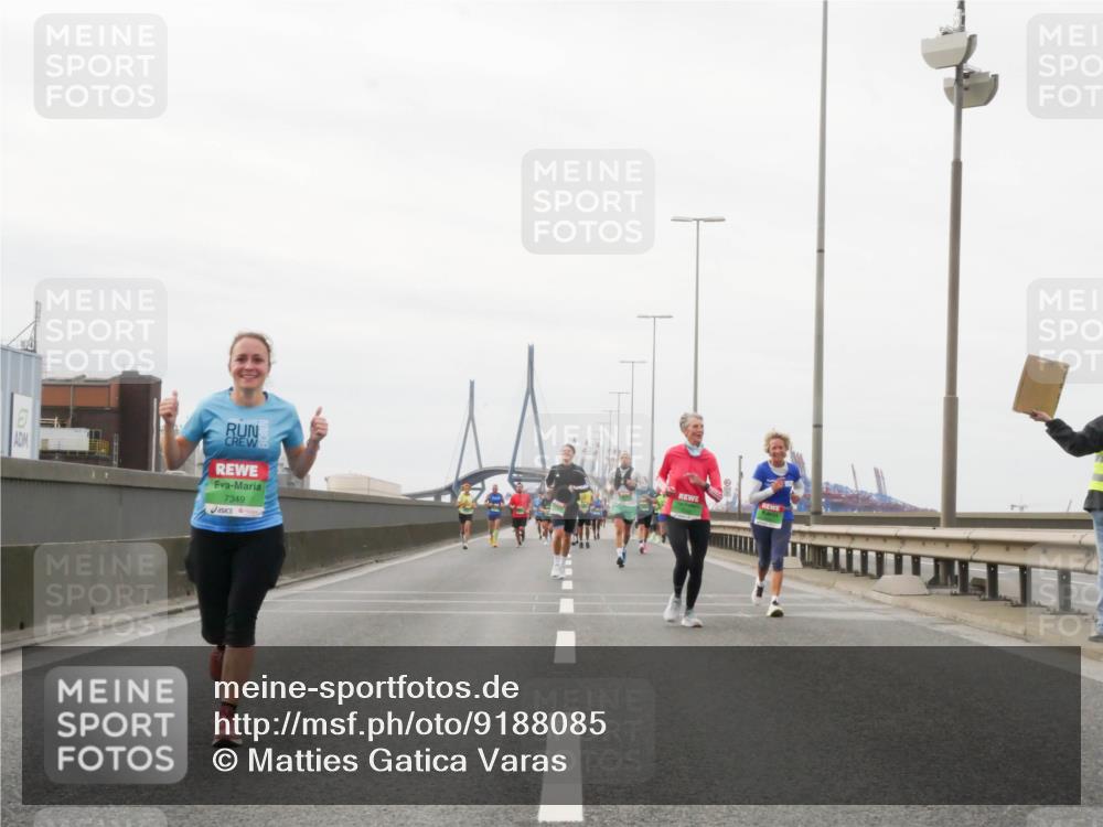 03.10.2025 - Köhlbrandbrückenlauf Matties Gatica Varas http://msf.ph/oto/9188085 03.10.2025 15:52:51 Position 3 7349 meine-sportfotos.de