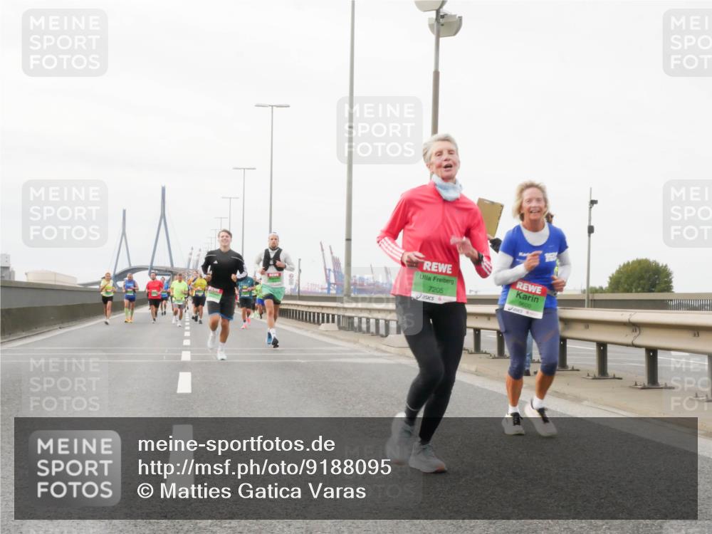 03.10.2025 - Köhlbrandbrückenlauf Matties Gatica Varas http://msf.ph/oto/9188095 03.10.2025 15:52:54 Position 3 7205, 9600 meine-sportfotos.de