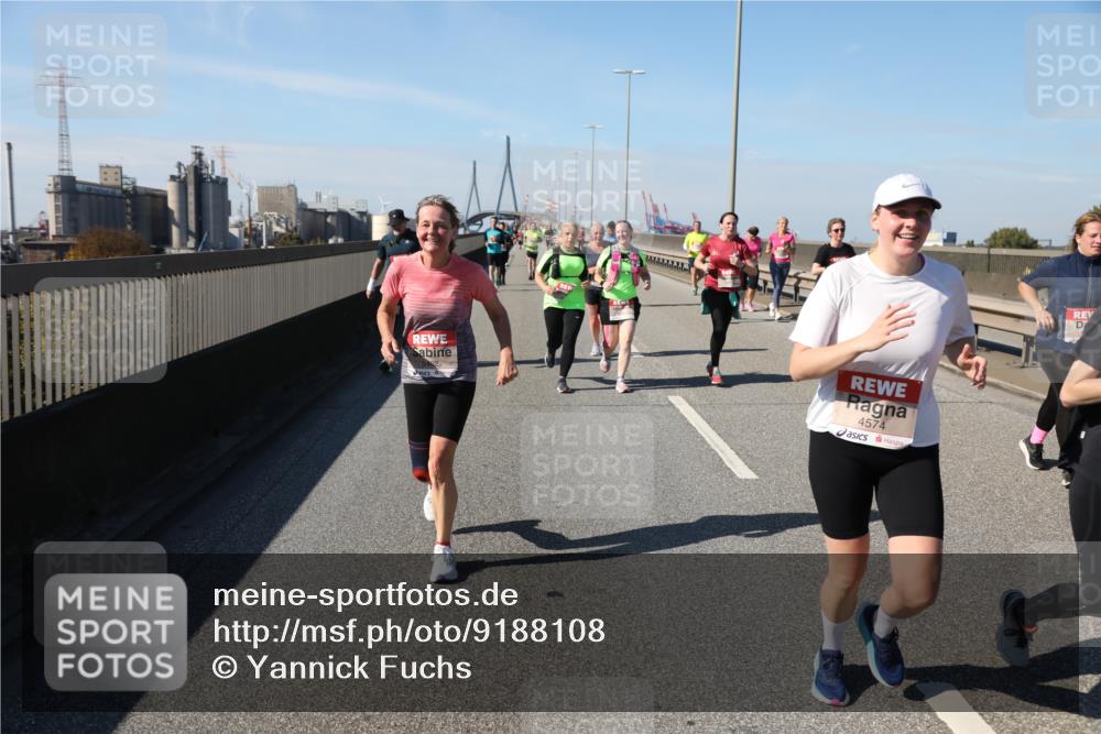 03.10.2025 - Köhlbrandbrückenlauf Yannick Fuchs http://msf.ph/oto/9188108 03.10.2025 12:07:26 Position 3 5402, 4574 meine-sportfotos.de