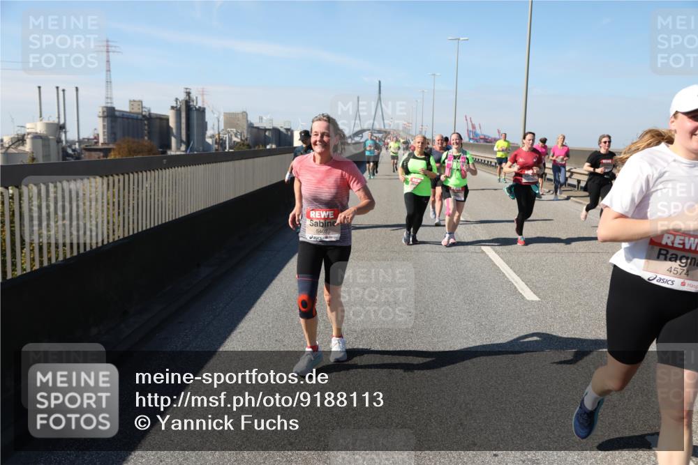 03.10.2025 - Köhlbrandbrückenlauf Yannick Fuchs http://msf.ph/oto/9188113 03.10.2025 12:07:26 Position 3 5402, 4574 meine-sportfotos.de