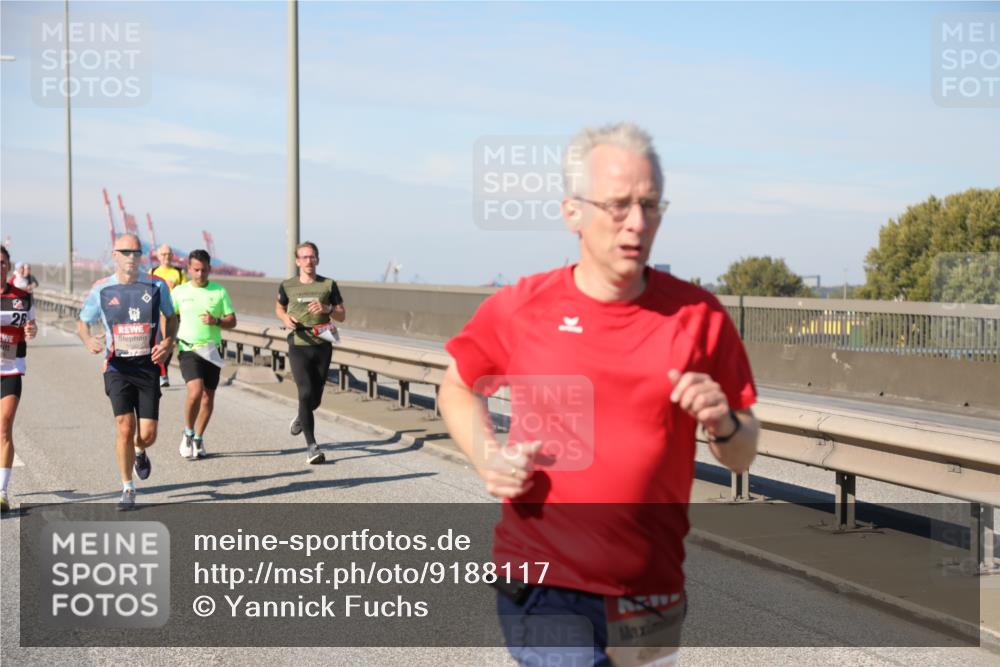 03.10.2025 - Köhlbrandbrückenlauf Yannick Fuchs http://msf.ph/oto/9188117 03.10.2025 11:46:55 Position 3 47524 meine-sportfotos.de