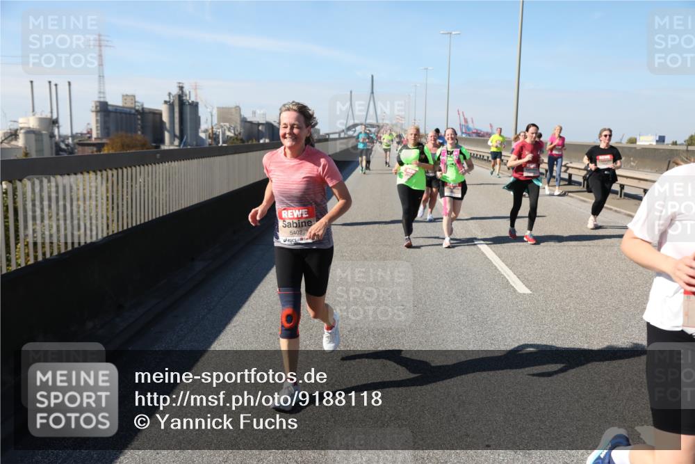 03.10.2025 - Köhlbrandbrückenlauf Yannick Fuchs http://msf.ph/oto/9188118 03.10.2025 12:07:26 Position 3 5402 meine-sportfotos.de