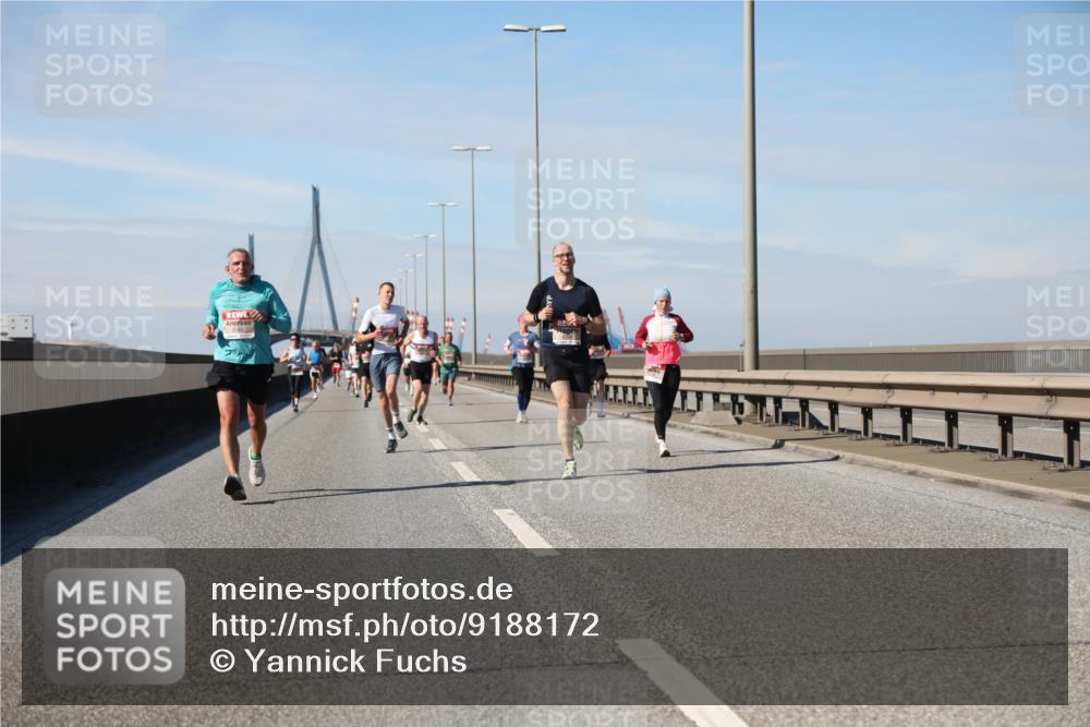 03.10.2025 - Köhlbrandbrückenlauf Yannick Fuchs http://msf.ph/oto/9188172 03.10.2025 11:47:01 Position 3  meine-sportfotos.de