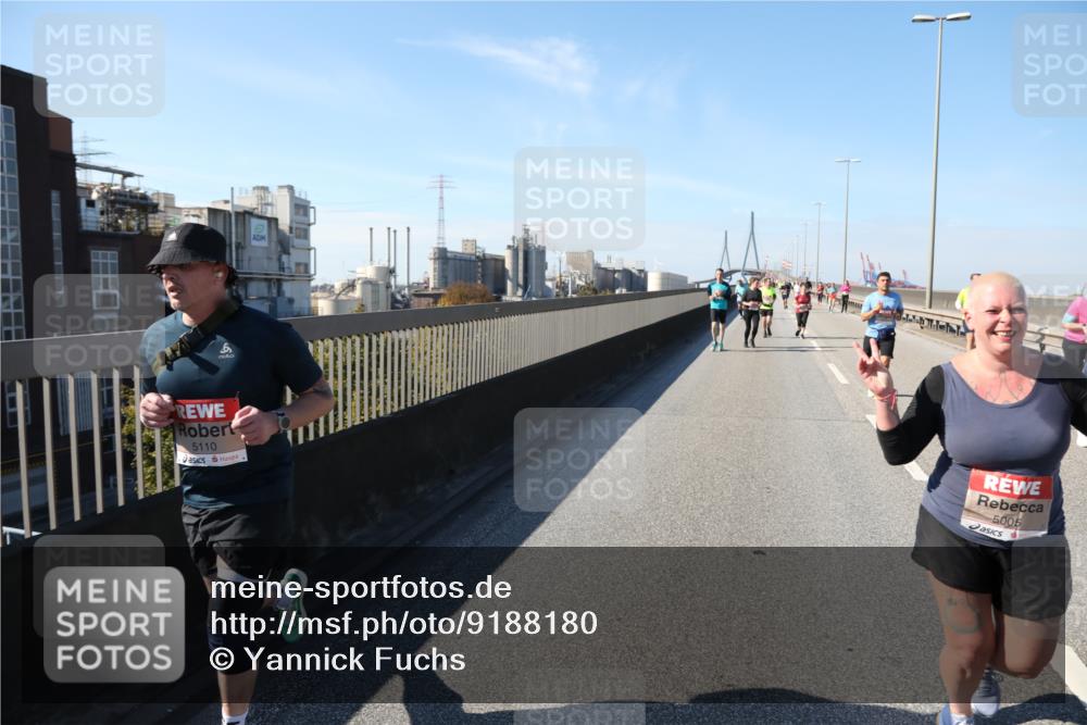 03.10.2025 - Köhlbrandbrückenlauf Yannick Fuchs http://msf.ph/oto/9188180 03.10.2025 12:07:29 Position 3 5110, 5005 meine-sportfotos.de