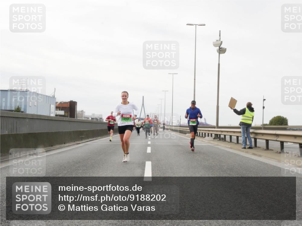 03.10.2025 - Köhlbrandbrückenlauf Matties Gatica Varas http://msf.ph/oto/9188202 03.10.2025 15:53:18 Position 3  meine-sportfotos.de