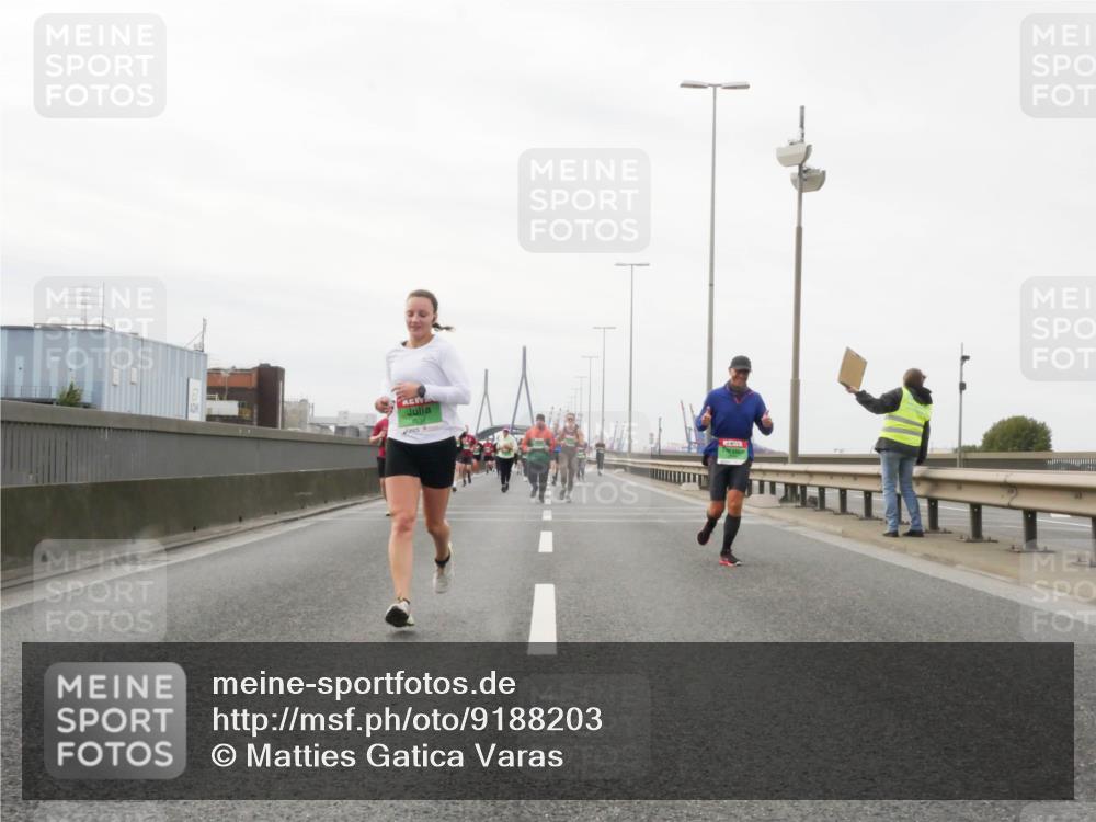 03.10.2025 - Köhlbrandbrückenlauf Matties Gatica Varas http://msf.ph/oto/9188203 03.10.2025 15:53:19 Position 3  meine-sportfotos.de