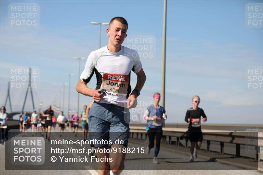 03.10.2025 - Köhlbrandbrückenlauf Yannick Fuchs http://msf.ph/oto/9188215 03.10.2025 11:47:05 Position 3 4208 meine-sportfotos.de